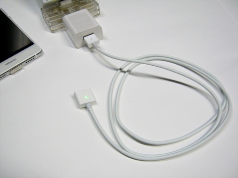 2016-10-22_Magnetic_USB_Cable_035.JPG
